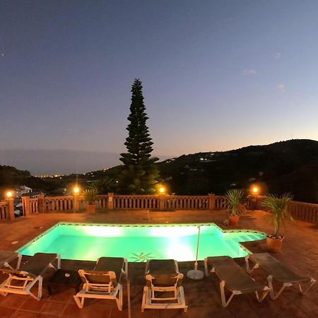 Casa La Araucaria Villa Frigiliana Luaran gambar